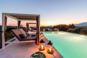 LOSE THE WORLD. FIND YOURSELF. VILLA DUEMANI, 8 BEDROOMS, PANORAMIC POOL & SPA